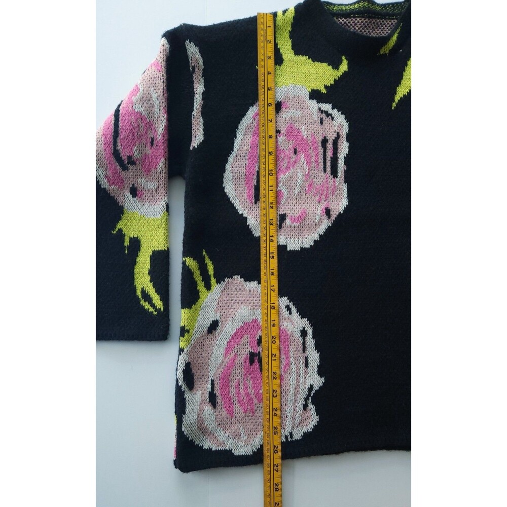 Cawaii French Black Pink Floral Intarsia Knit Sweater - L - Picture 5 of 8